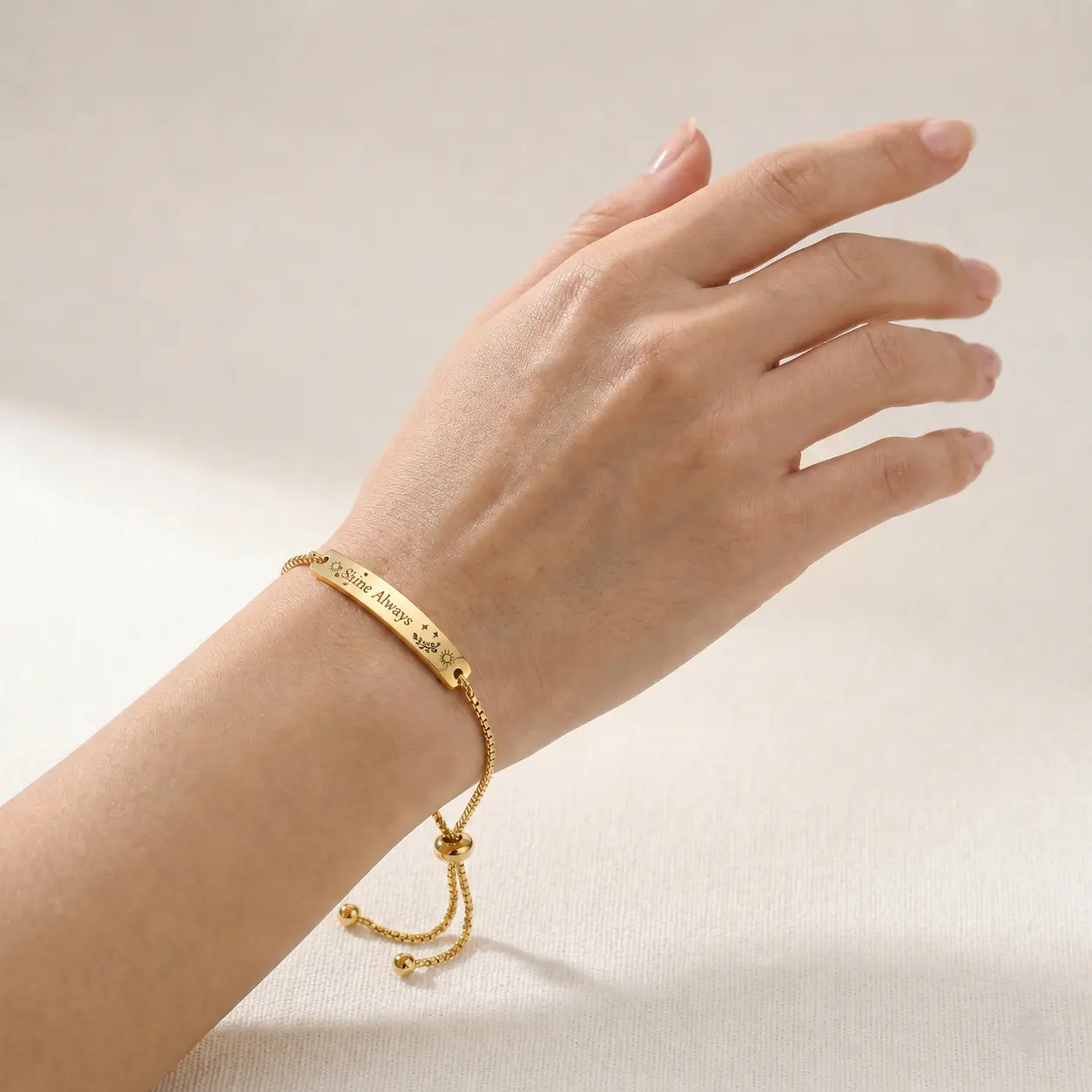 Custom Bar Bracelet with Engraving – Adjustable